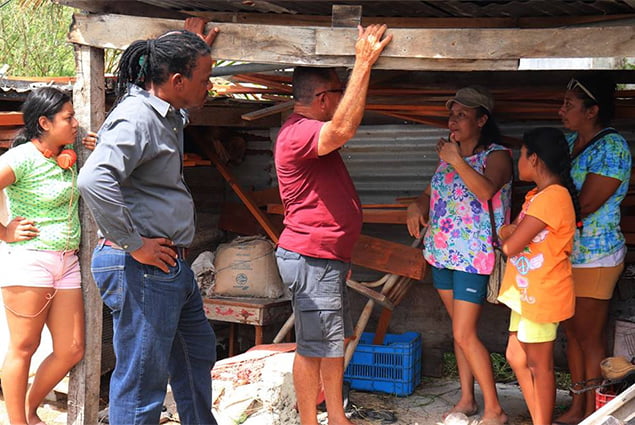 Hon Castro & Heredia On The Ground After San Pedro Fire 3 Hon Castro & Heredia On The Ground After San Pedro Fire