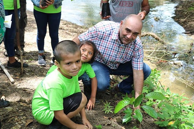 First Ever - No-Plastic, No-Styrofoam Kids Summer Camp in Belize