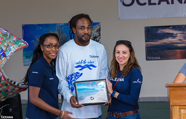 Wavemakers of the Year Awarded to iTravel Belize and The Phoenix Belize