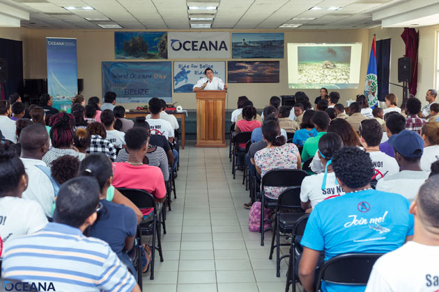 Oceana's Wavemakers Meet at Annual Membership Meeting