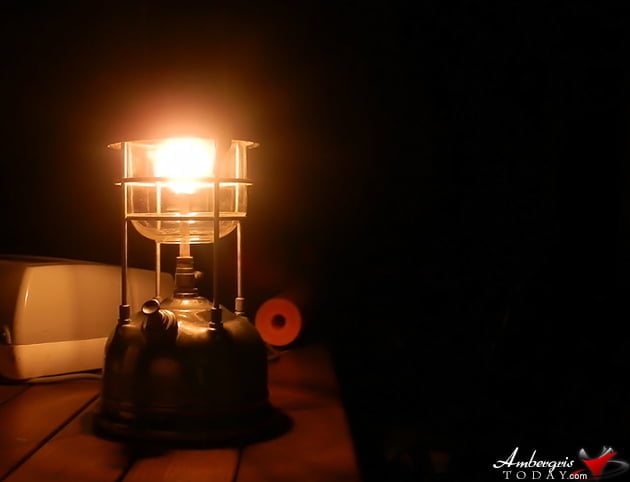 How Sanpedranos Lit Their Houses Without Electricity - Air Pressure Maltle Kerosene Lantern "Pump Lanern" How Sanpedranos Lit Their Houses Without Electricity