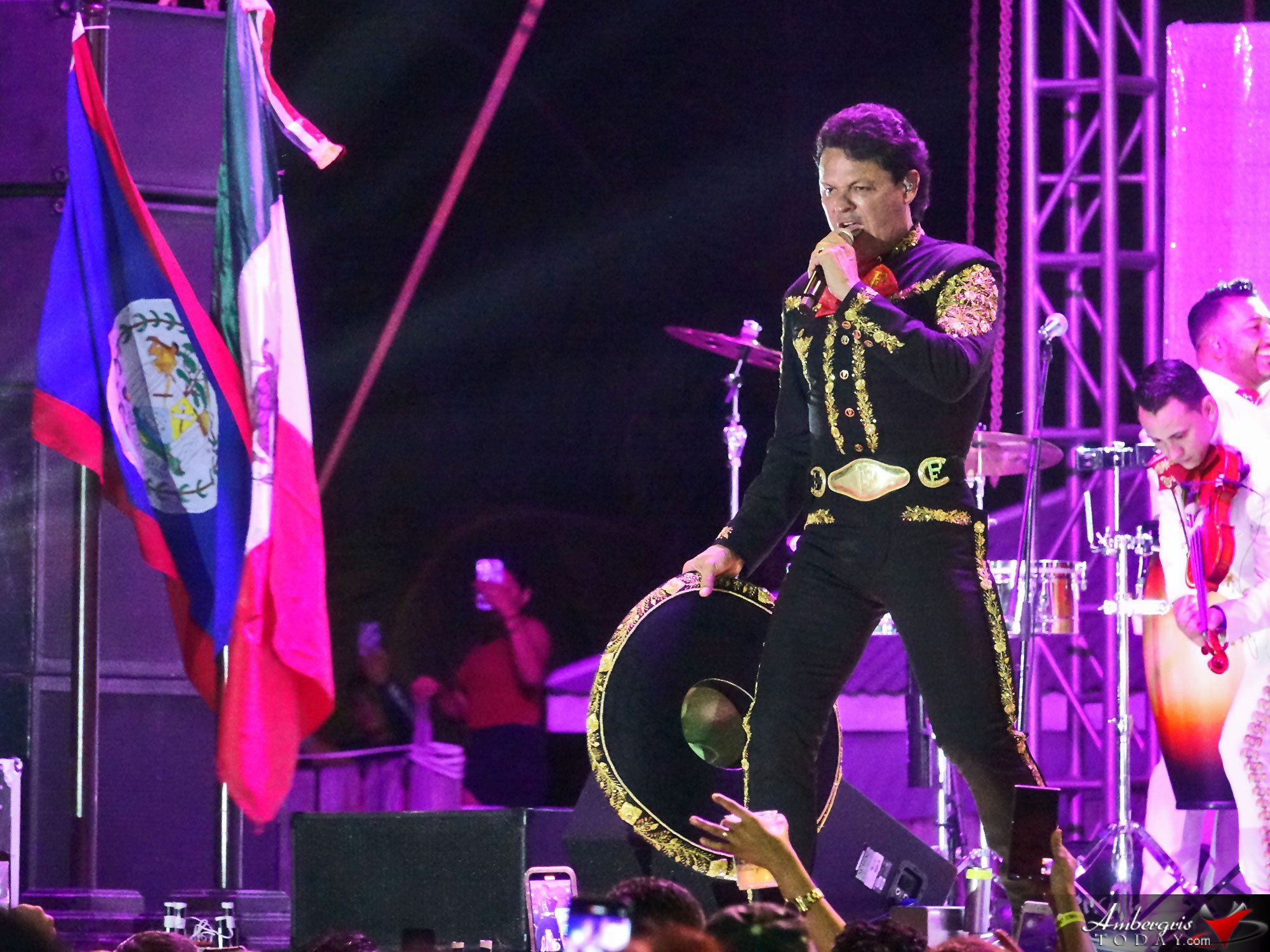 Pedro Fernandez in Concert for Dia de San Pedro Festival 2 Pedro Fernandez in Concert for Dia de San Pedro Festival