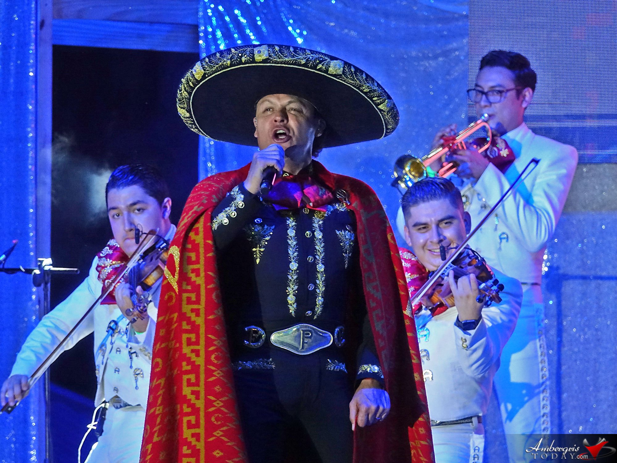 Pedro Fernandez in Concert for Dia de San Pedro Festival 1 Pedro Fernandez in Concert for Dia de San Pedro Festival