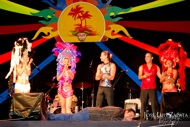 Eiden Salazar Planking at Costa Maya Festival