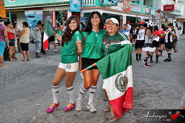 Carnaval 2014 Day 2: San Pedro AIDS Commission - Los Futbalistas - World Cup -Mexico Team Carnaval 2014 Day 2: El Chapo Guzman Comes to San Pedro!