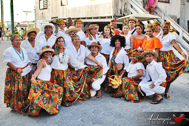 Carnaval 2014 Day Three Highlighted by Passport Scandal Parody 