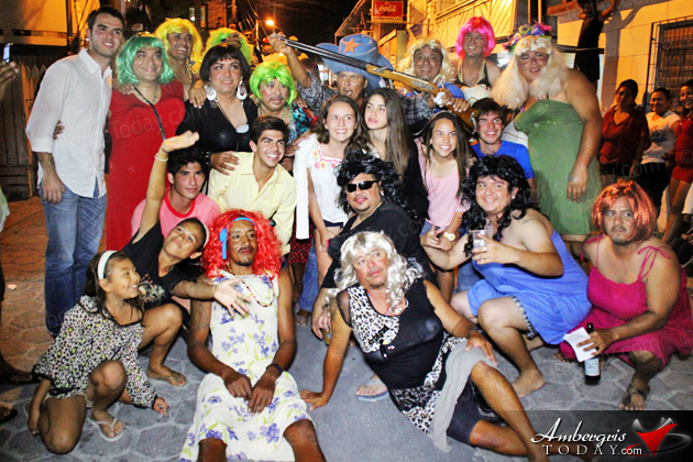 El Chapo Guzman y Los Barbies Carnaval 2014 Day 2: El Chapo Guzman Comes to San Pedro!