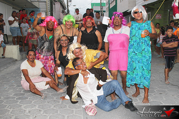 Carnaval de San Pedro Alegria y Color La Mascara del la Tradicion
