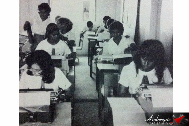 Island Benefactor Al Felly Brings Typewriting to San Pedro