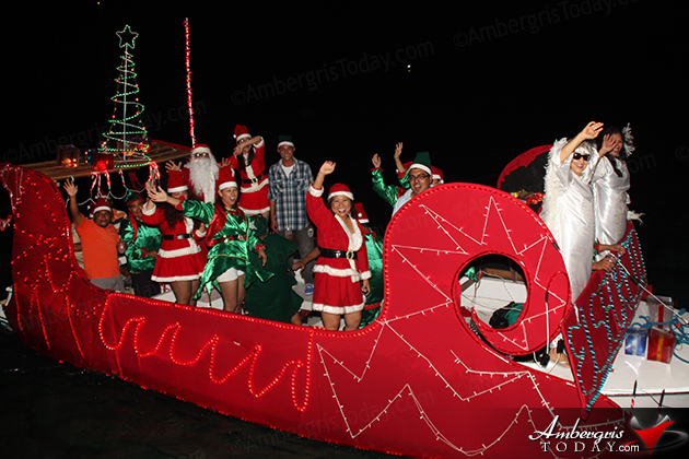 San Pedro Holiday Boat Parade Livens Up Christmas Season