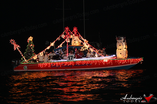 San Pedro Holiday Boat Parade Livens Up Christmas Season