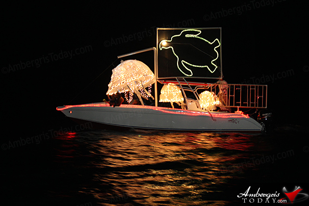 San Pedro Holiday Boat Parade Livens Up Christmas Season