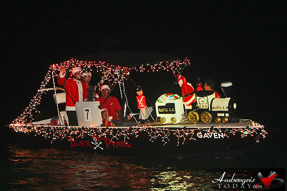 Captain Jose Luis Zapata ‘Gaven’ sponsored by Jose Luis Zapata Studios Christmas Lights at Sea Brighten San Pedro Holiday Boat Parade