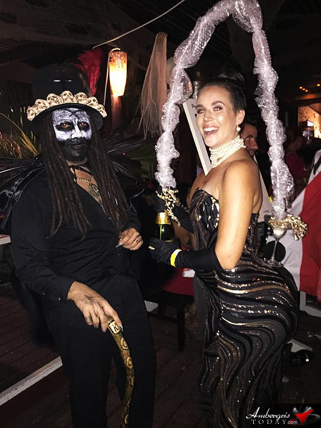 Halloween Party Selfie's on Fleek Halloween Party Selfie's on Fleek