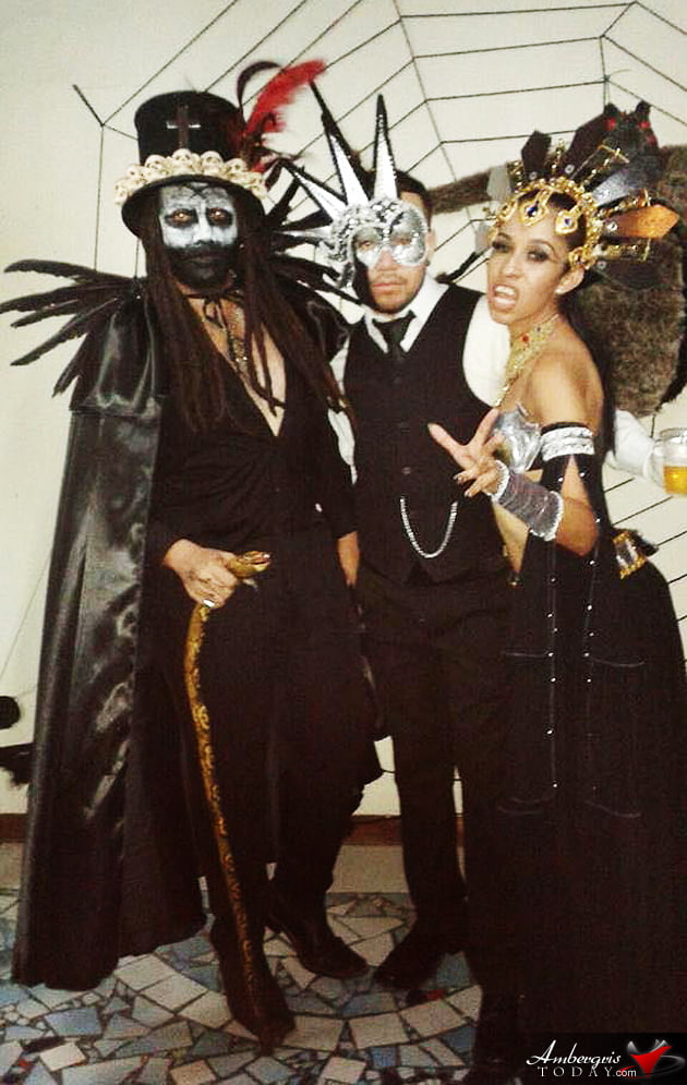 Halloween Party Selfie's on Fleek Halloween Party Selfie's on Fleek