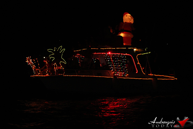San Pedro Holiday Lighted Boat Parade Shines Bright