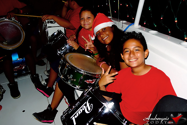 San Pedro Holiday Lighted Boat Parade Shines Bright