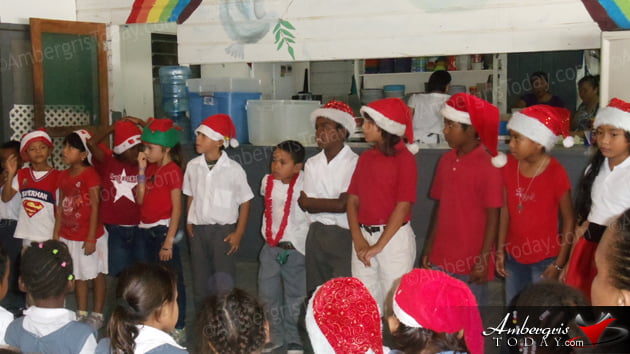 Friends of Holy Cross Spread Christmas Joy Santa arrives at Holy Cross