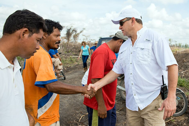 Belizean Farmers receive land from The Santander Group