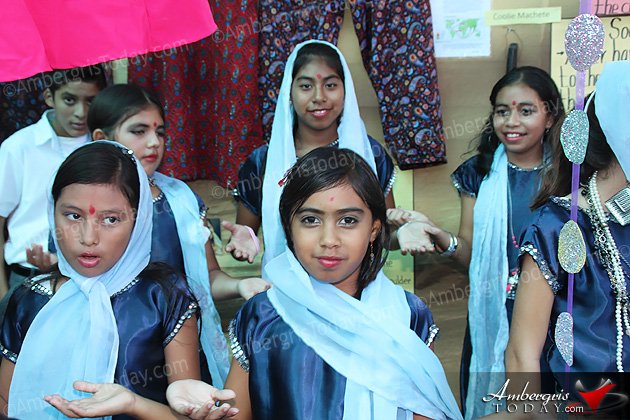 Holy Cross Anglican School Holds Cultural Exhibit