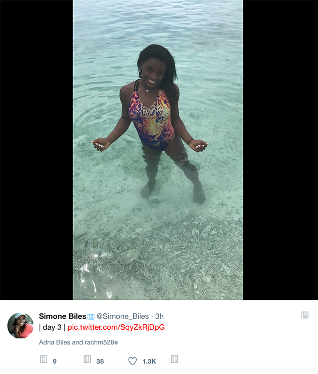 Celebrity Spotting; Can You Guess Who is Back in Belize? 2 Celebrity Spotting; Can You Guess Who is Back in Belize? Simone Biles