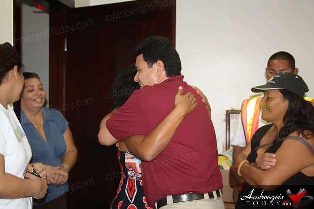 Tropic Air Assists Six Families with Christmas Food Drive