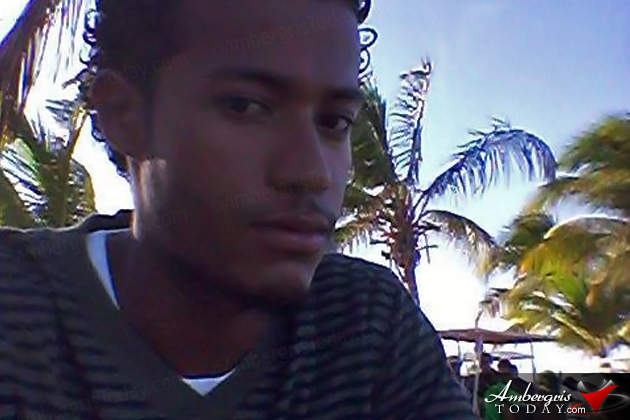 Man Wounded Attempting to Capture Store Robber