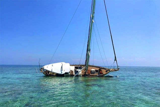Vessel Grounding in the Sapodilla Caye Area