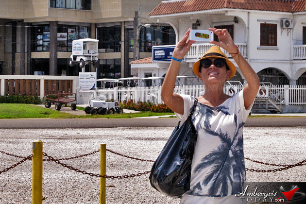Montserrat Oliver, Yolanda Andrade and Barbara Coppel enjoying Easter in Ambergri