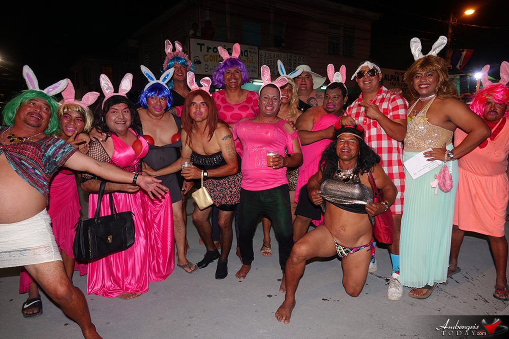 Carnaval 2018 Day One – Bad Bunnies and Pocahontas 14