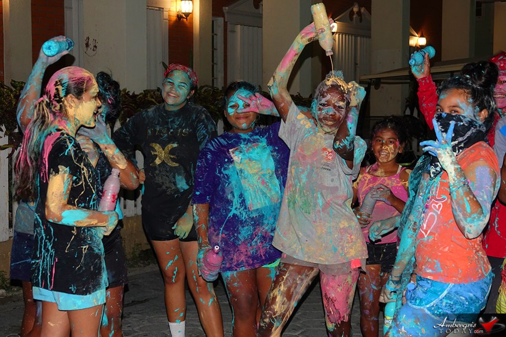 Carnaval Day 1: Painting and Dancing on the Streets of San Pedro 25