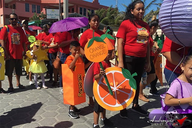 Colorful Parade Opens Child Stimulation Month in San Pedro