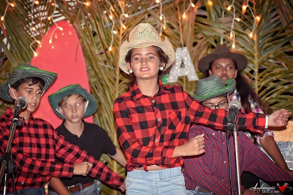 Island Academy Ends Year with Annual Christmas Pageant