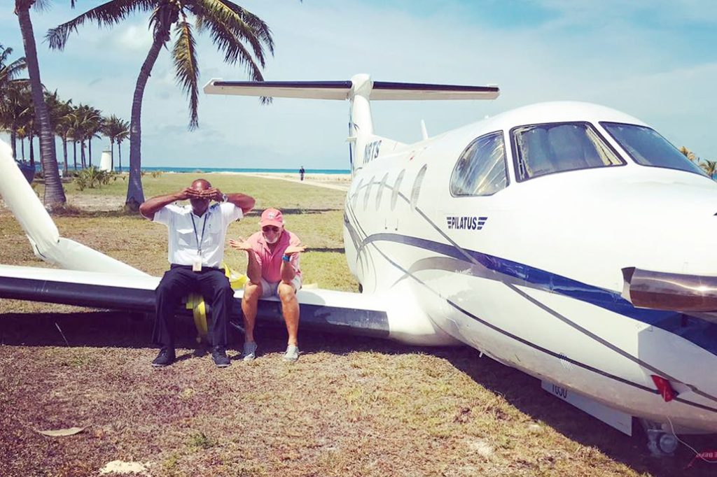 Did Belizean Pilot Crash Land Jimmy Buffett's Private Plane? 11