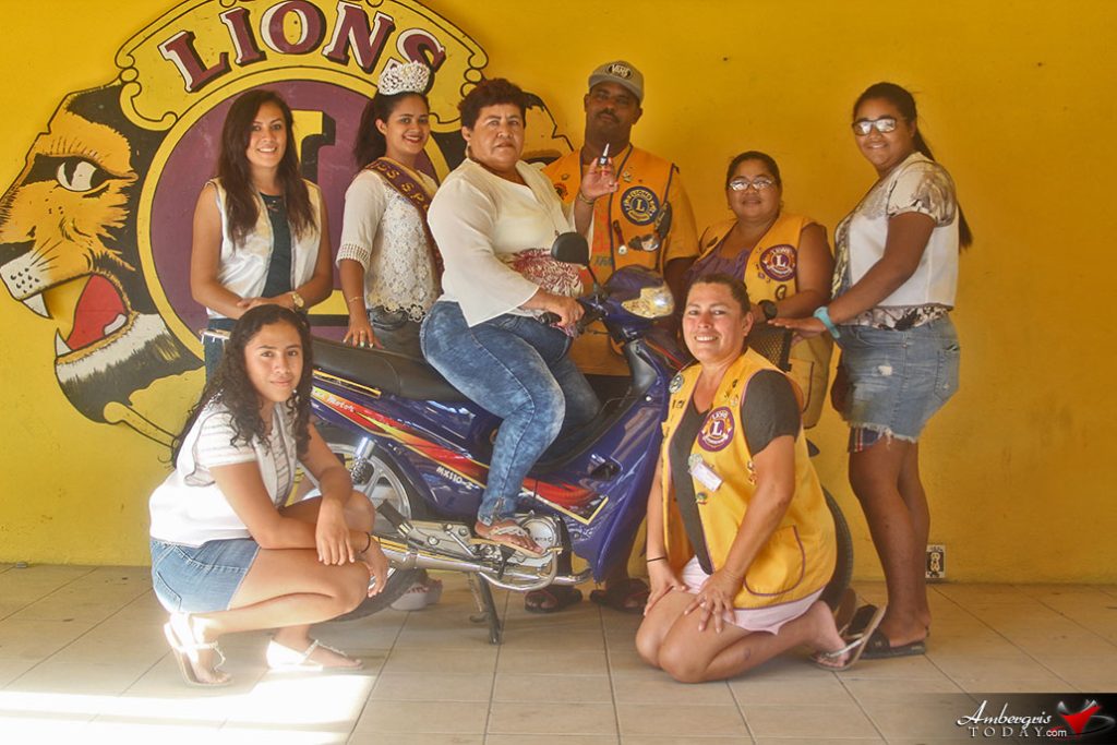 Anna Barerra Wins Scooter from the Leo's Club Raffle 11