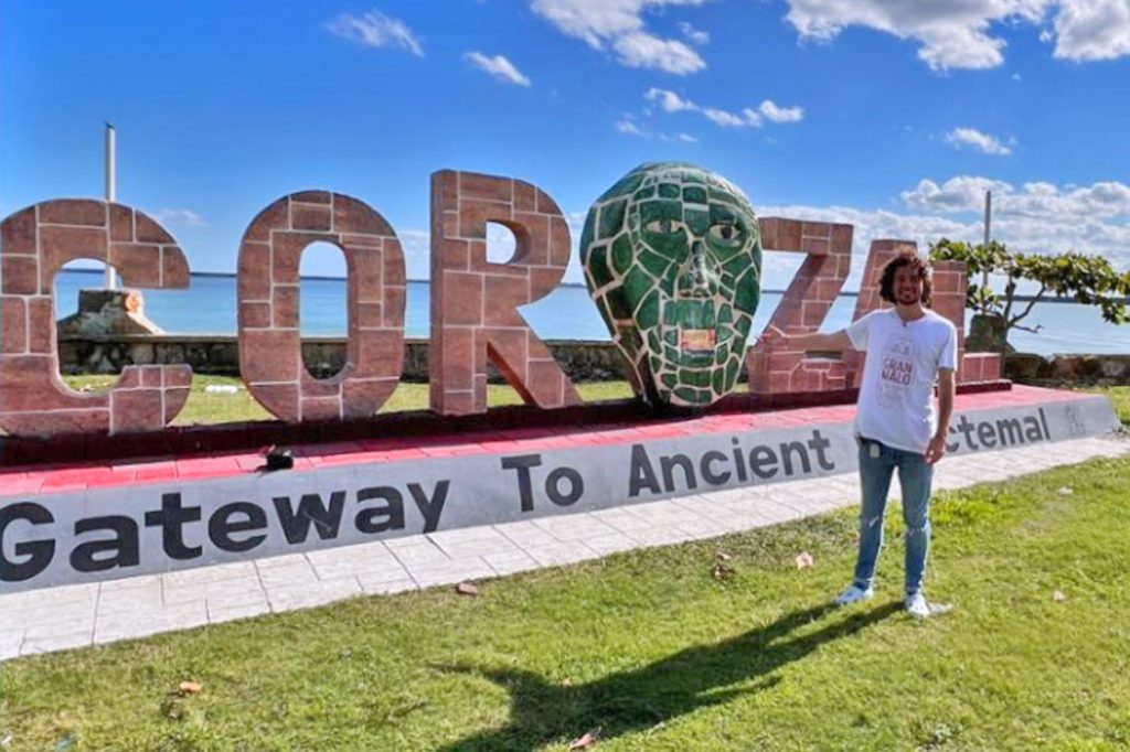 Celebrity Spotting: Youtube Influencer Visiting Belize 22