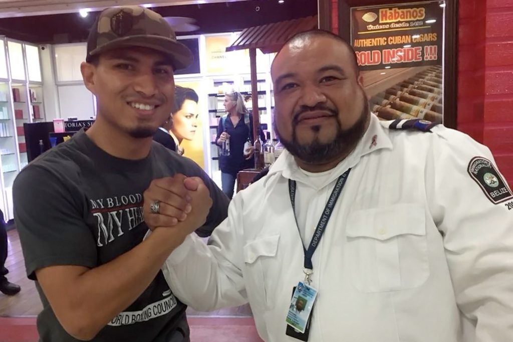 Celebrity Spotting: World Champion Boxer Mikey Garcia in Belize 18
