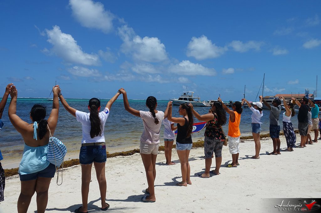 San Pedro Joins Oceana’s Hand Across the Sand Event 8