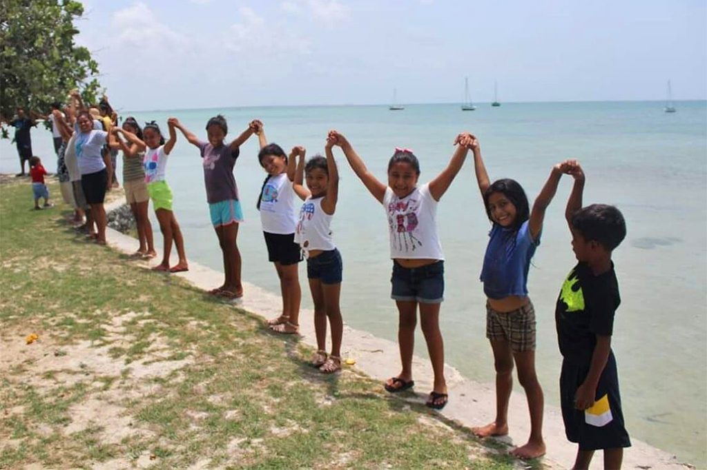 Belizeans Gather Across the Country for Hands Across The Sand 21