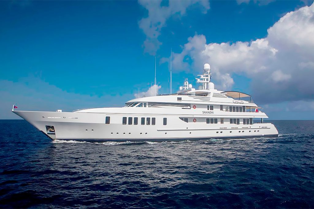 Anchor Damage in Lighthouse Reef Atoll by 'Samadhi' Yacht 8