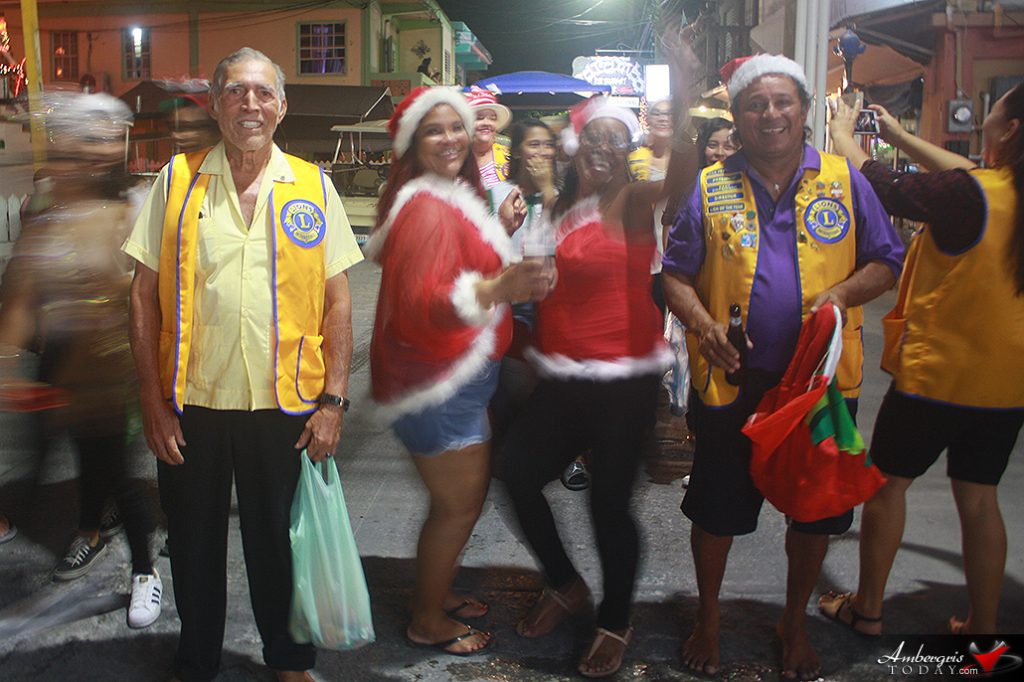 Having a Holly Jolly Christmas with the San Pedro Lions Club  11