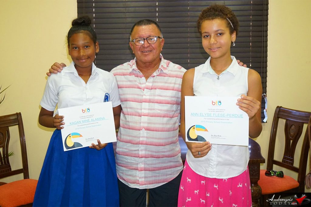 Minister Heredia Awards Top PSE Scorers 18