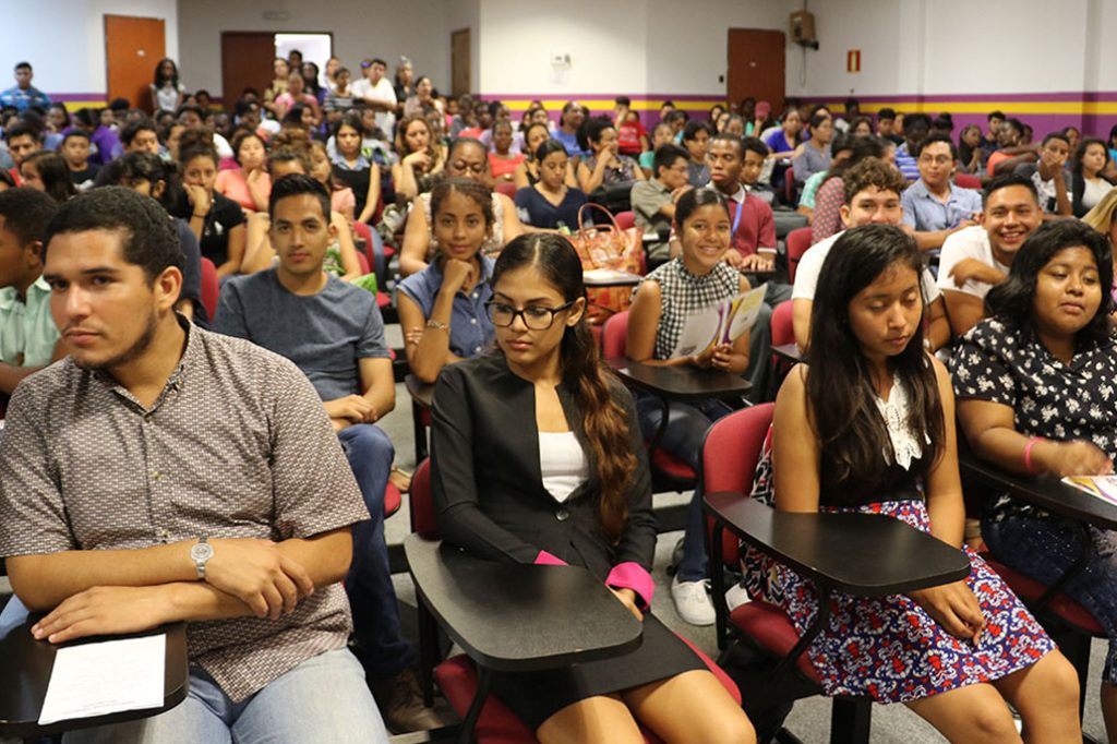 University of Belize Records 4,668 New and Returning Students for 2017 20