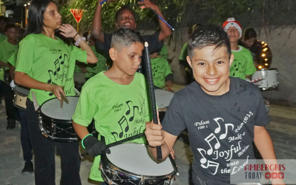 love fm christmas parade