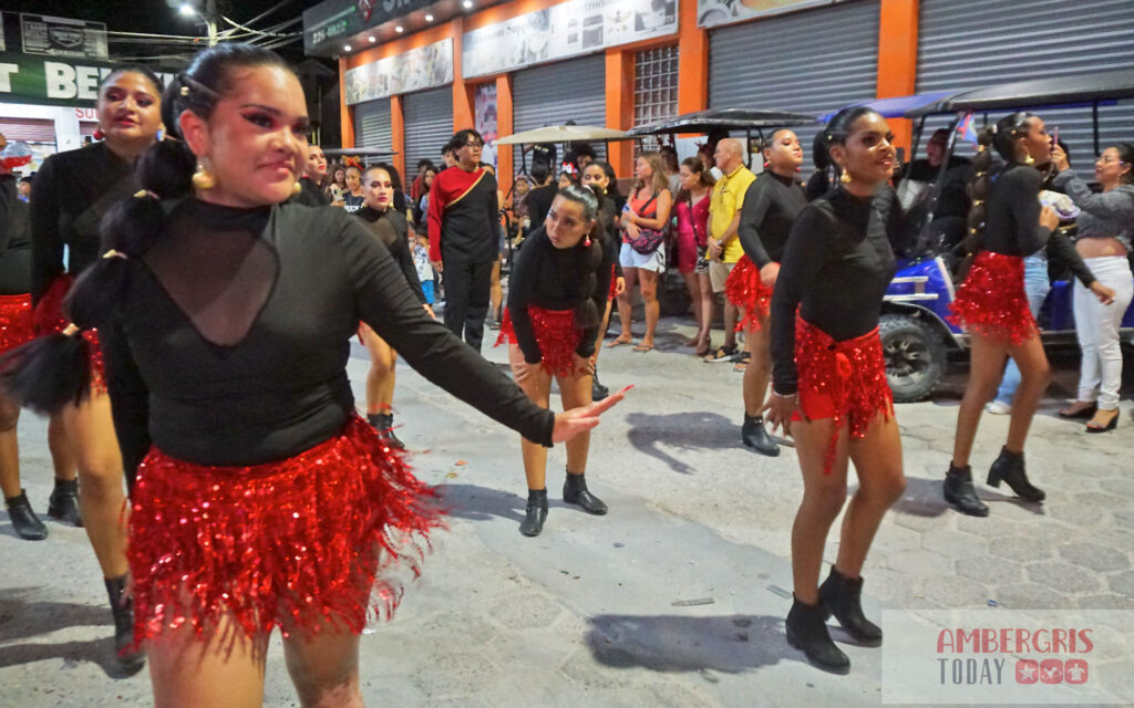 love fm christmas parade