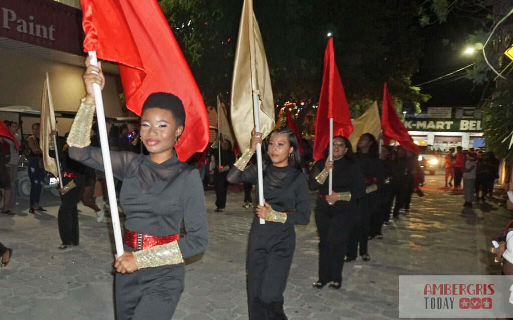 love fm christmas parade