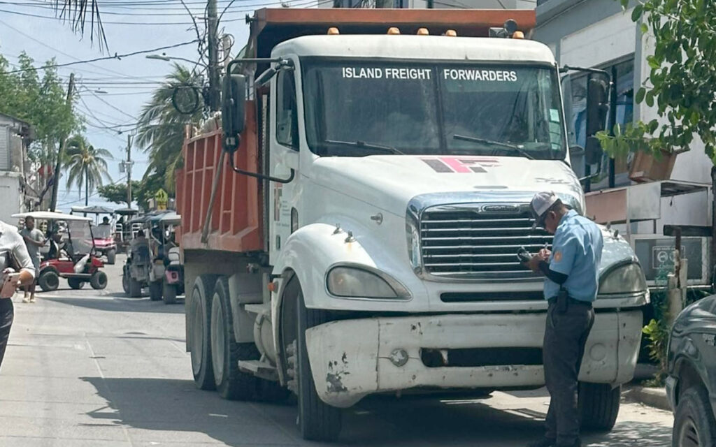 Why is the Town Council Waiting Until 2025 to Ban Large Trucks in Town? 2 san pedro town council to ban large trucks in town core