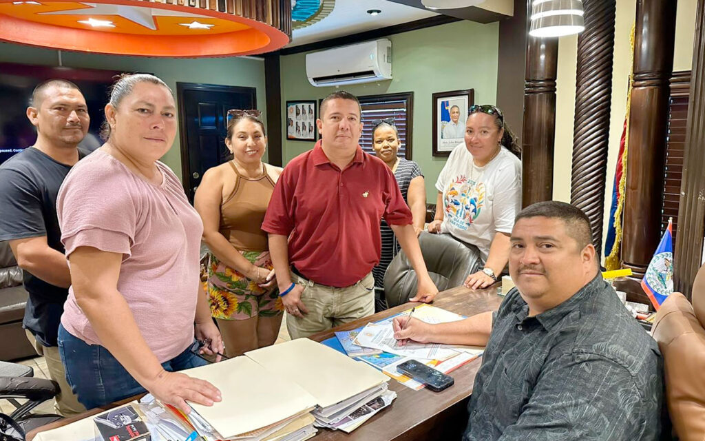 Why is the Town Council Waiting Until 2025 to Ban Large Trucks in Town? 1 san pedro town council to ban large trucks in town core