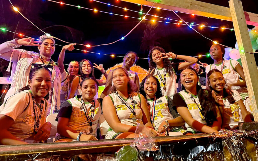 A Magical Weekend: The Love FM Christmas Parade in San Pedro 6 san pedro love fm christmas parade