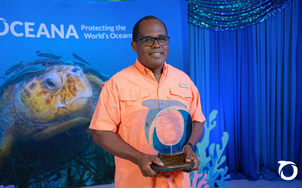 oceana belize ocean hero dennis garbutt